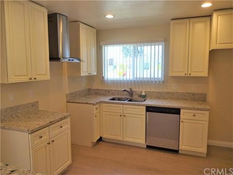 1419 W Spruce St, Compton, CA 90220 photo 16