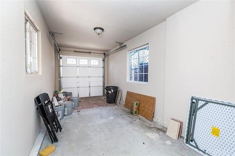 2308 E Piru St, Compton, CA 90222 photo 27