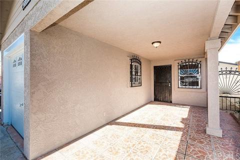 2308 E Piru St, Compton, CA 90222 photo 3