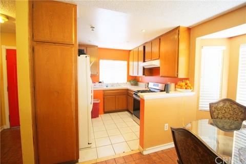 1391 Cherrytree Rd, Colton, CA 92324 photo 8