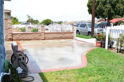 166 E 213th St, Carson, CA 90745 photo 3