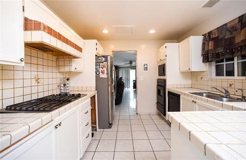 2539 E Ames Ave, Anaheim, CA 92806 photo 5