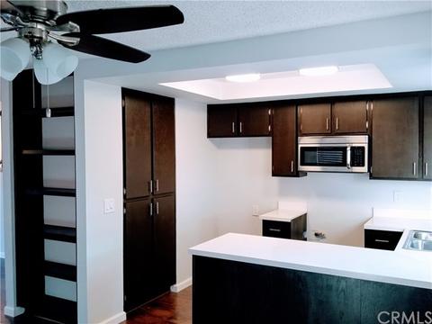 14033 Anderson St #J, Paramount, CA 90723 photo 3