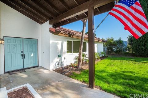 2566 Armstrong Rd, Riverside, CA 92509 photo 3