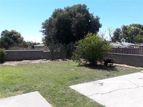 145 W Van Koevering St, Rialto, CA 92376 photo 13