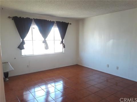 145 W Van Koevering St, Rialto, CA 92376 photo 9