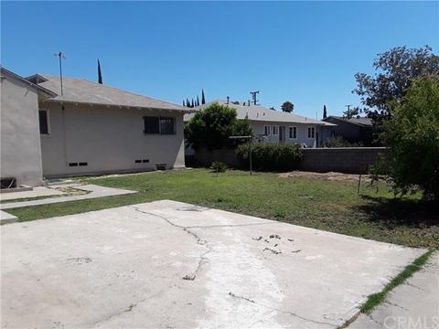 145 W Van Koevering St, Rialto, CA 92376 photo 17
