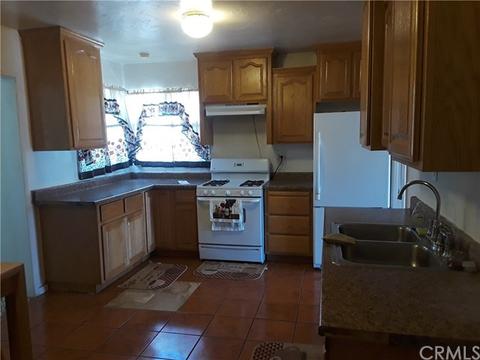 145 W Van Koevering St, Rialto, CA 92376 photo 4