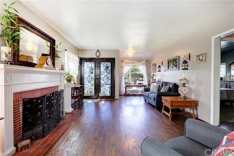 8021 Lyndora St, Downey, CA 90242 photo 4