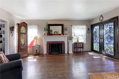 8021 Lyndora St, Downey, CA 90242 photo 5