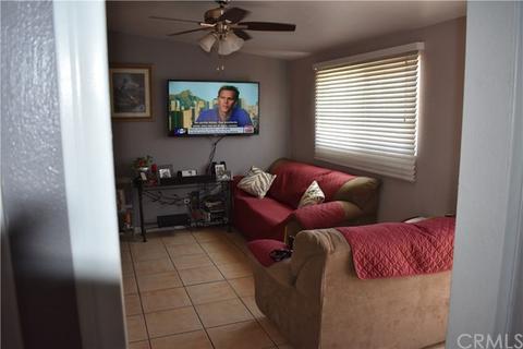 745 E G St, Colton, CA 92324 photo 3