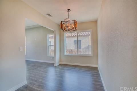 2335 Chestnut Ave, Long Beach, CA 90806 photo 8