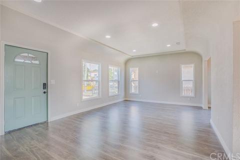 2335 Chestnut Ave, Long Beach, CA 90806 photo 4