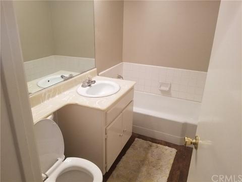 17028 Hibiscus St, Fontana, CA 92335 photo 13