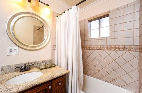 8406 Cheyenne St, Downey, CA 90242 photo 12