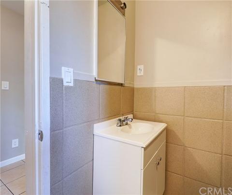 7907 Leeds St, Downey, CA 90242 photo 15
