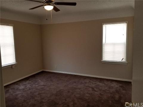 1717 E 124th St, Compton, CA 90222 photo 3
