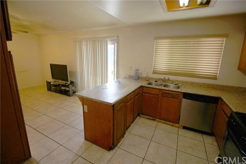 1276 Wrigley Ln, Perris, CA 92571 photo 5