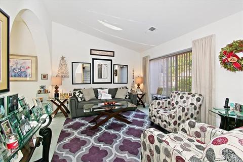 939 Hedges Dr, Corona, CA 92880 photo 3