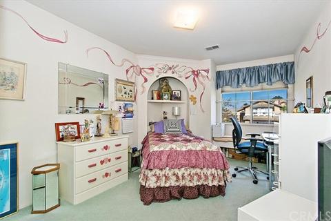 939 Hedges Dr, Corona, CA 92880 photo 15