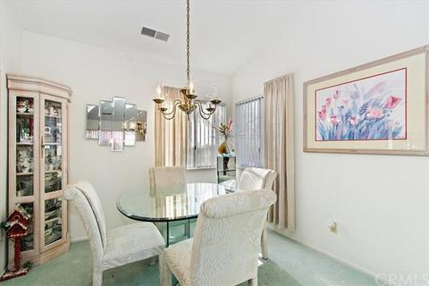 939 Hedges Dr, Corona, CA 92880 photo 5