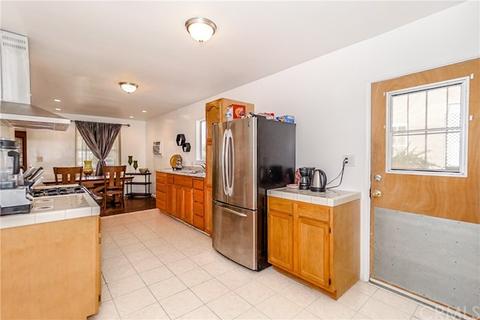 14412 Perilla Ave, Paramount, CA 90723 photo 10