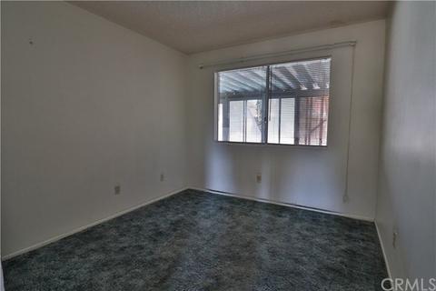 531 Bond St, Redlands, CA 92373 photo 9