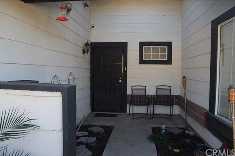 27961 Millar St, Highland, CA 92346 photo 2