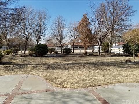 12690 Sorrel Dr, Apple Valley, CA 92308 photo 2