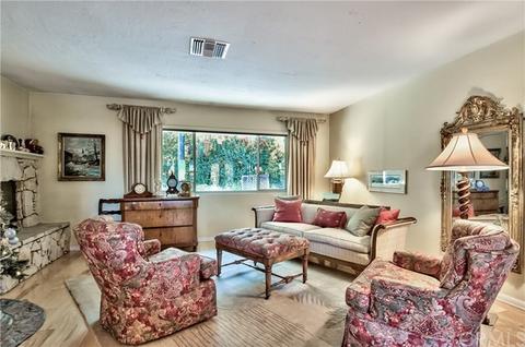 621 Center Crest Dr, Redlands, CA 92373 photo 4