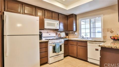 2351 Bonita Dr, Highland, CA 92346 photo 13