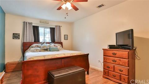2351 Bonita Dr, Highland, CA 92346 photo 17