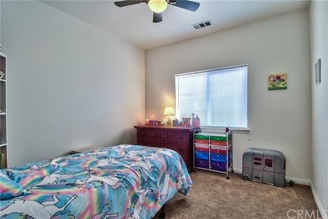 35593 Lynfall St, Yucaipa, CA 92399 photo 18
