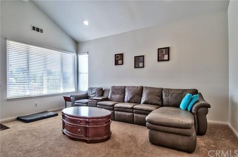 35593 Lynfall St, Yucaipa, CA 92399 photo 13