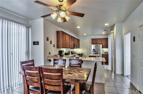 35593 Lynfall St, Yucaipa, CA 92399 photo 12