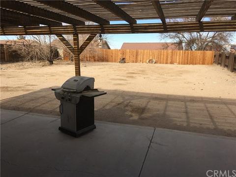 13446 Elm St, Hesperia, CA 92344 photo 13