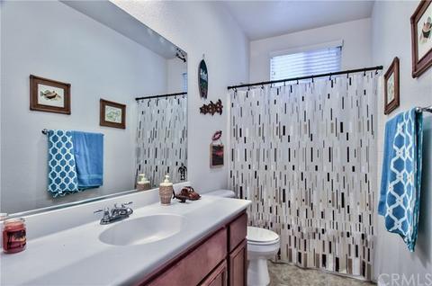 31227 Capistrano Ln, Mentone, CA 92359 photo 18