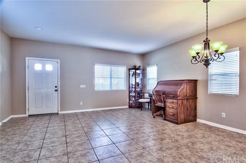 31227 Capistrano Ln, Mentone, CA 92359 photo 5