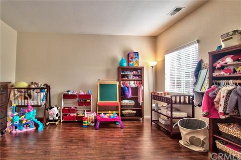31227 Capistrano Ln, Mentone, CA 92359 photo 15