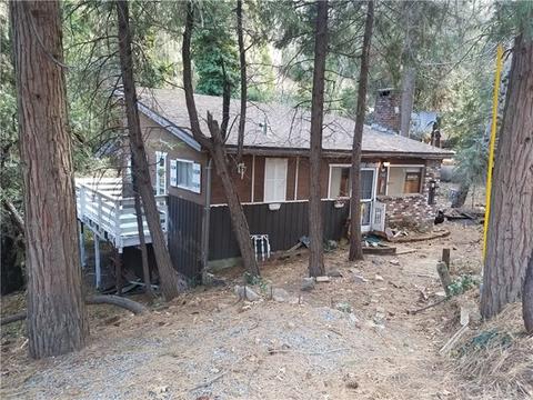 742 Ashlar Dr, Crestline, CA 92325 photo 2