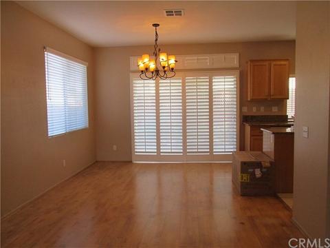 1180 Pinebourne Cir, Beaumont, CA 92223 photo 25