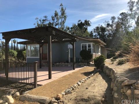 621 E Sunset Dr N, Redlands, CA 92373 photo 4