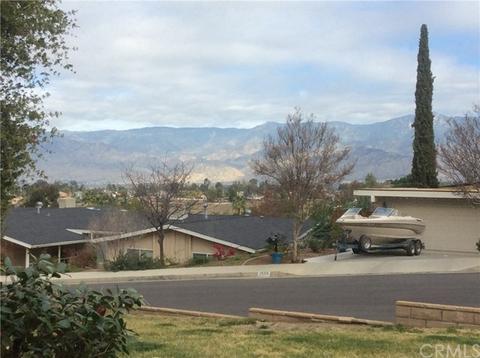 1530 Pamela, Redlands, CA 92373 photo 4