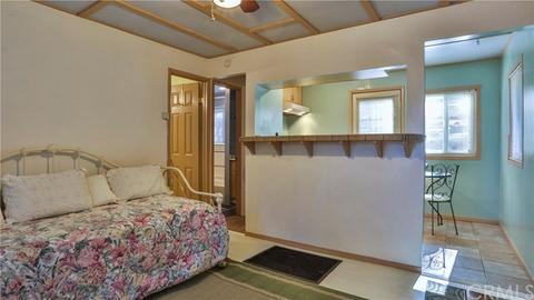 22819 Waters Dr, Crestline, CA 92325 photo 4