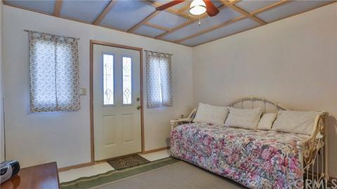 22819 Waters Dr, Crestline, CA 92325 photo 3