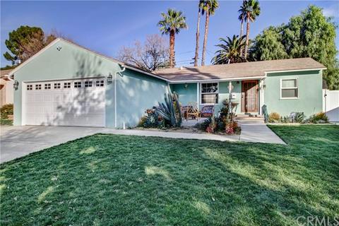 6042 Colonial Dr, Riverside, CA 92506 photo 2