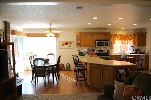 948 N Lincoln St, Redlands, CA 92374 photo 3