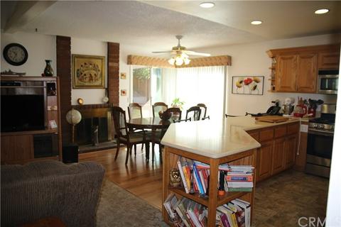 948 N Lincoln St, Redlands, CA 92374 photo 4