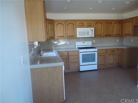 7601 Drummond Ave, Highland, CA 92346 photo 6