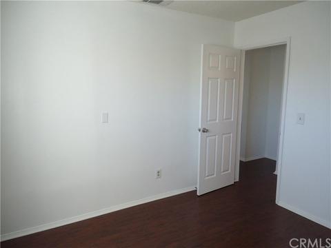 7601 Drummond Ave, Highland, CA 92346 photo 17